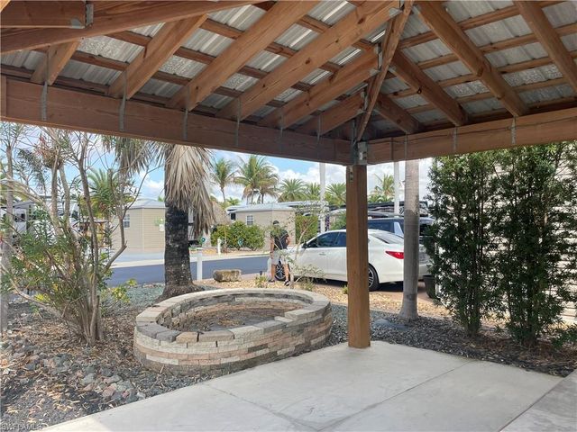 5235 Pineland Daisy TRL, Fort Myers, FL 33905