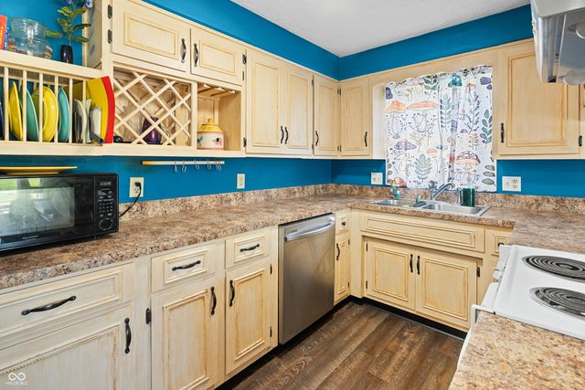 1307 Garnet Drive, Anderson, IN 46011