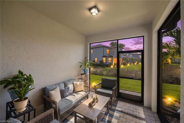 4295 Sonoma Oaks CIR, Naples, FL 34119