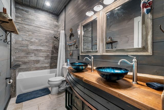 94 Rome Point, Blue Ridge, GA 30513