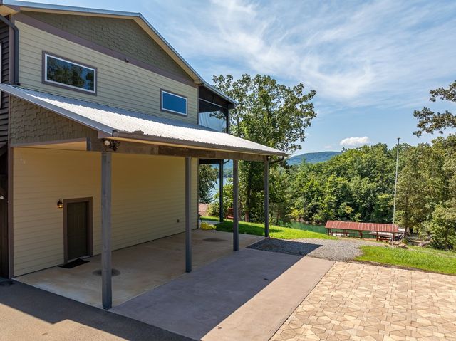 94 Rome Point, Blue Ridge, GA 30513