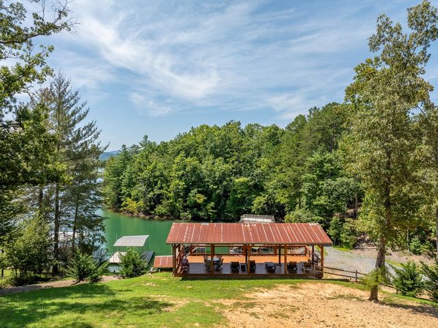 94 Rome Point, Blue Ridge, GA 30513