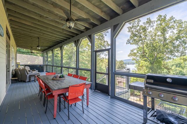 94 Rome Point, Blue Ridge, GA 30513