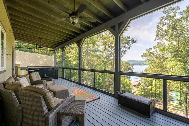 94 Rome Point, Blue Ridge, GA 30513