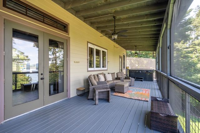 94 Rome Point, Blue Ridge, GA 30513