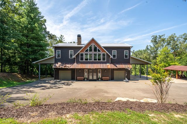 94 Rome Point, Blue Ridge, GA 30513