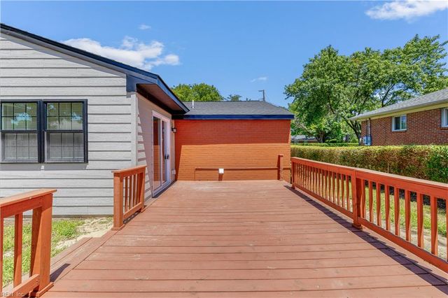 4705 Whistler LN, Virginia Beach, VA 23455