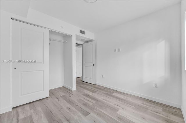 175 NW 160TH ST 106, North Miami Beach, FL 33169