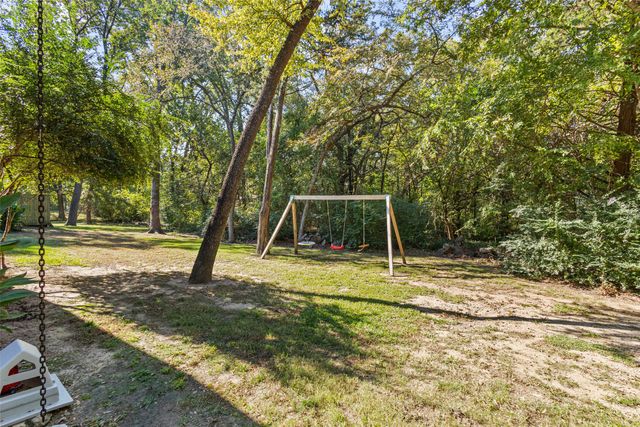 80 Louisiana Avenue, Pottsboro, TX 75076