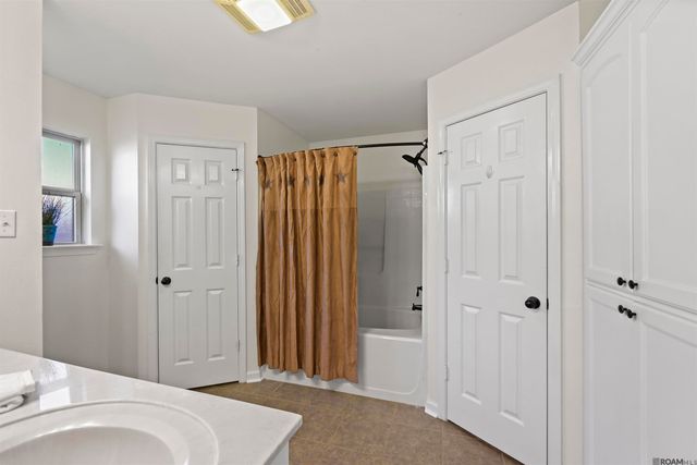 42426 Palmstone Ave, Prairieville, LA 70769