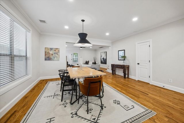 217 W 24th Street, Houston, TX 77008