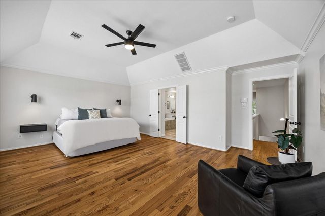 217 W 24th Street, Houston, TX 77008