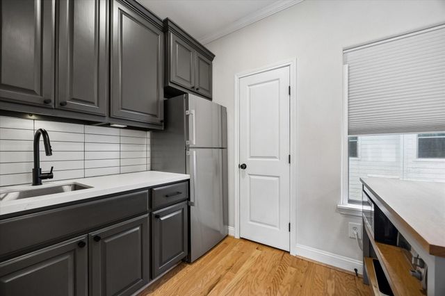 217 W 24th Street, Houston, TX 77008