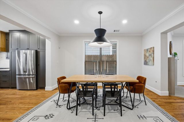 217 W 24th Street, Houston, TX 77008