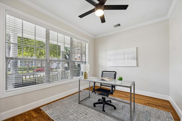 217 W 24th Street, Houston, TX 77008