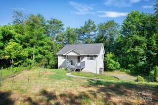 42 Anna Glenn Lane, Weaverville, NC 28787