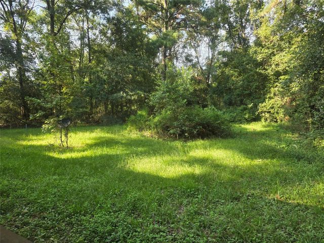 136 County Road 2312, Dayton, TX 77535