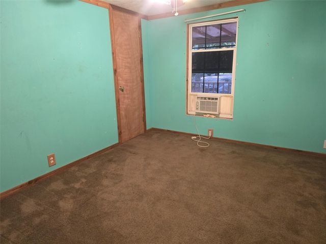 136 County Road 2312, Dayton, TX 77535