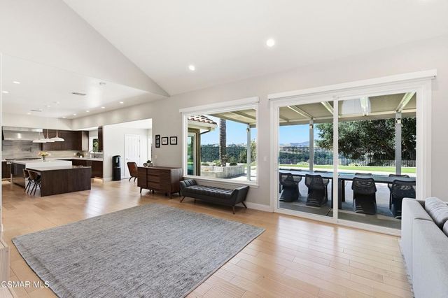 2103 Valleyfield Avenue, Thousand Oaks, CA 91360