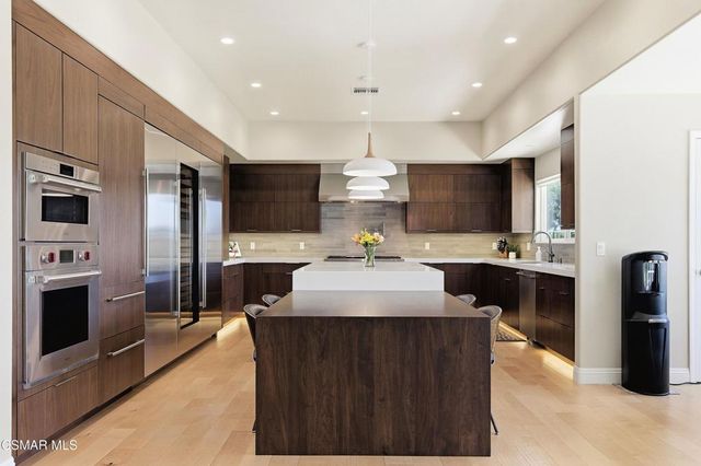 2103 Valleyfield Avenue, Thousand Oaks, CA 91360