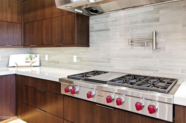 2103 Valleyfield Avenue, Thousand Oaks, CA 91360