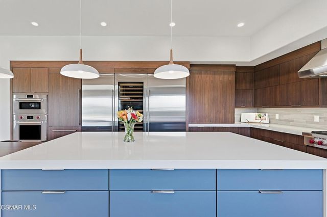 2103 Valleyfield Avenue, Thousand Oaks, CA 91360