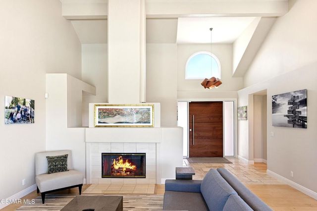 2103 Valleyfield Avenue, Thousand Oaks, CA 91360