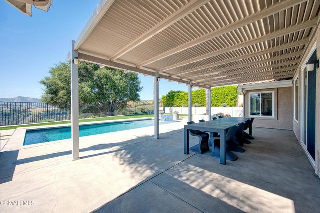 2103 Valleyfield Avenue, Thousand Oaks, CA 91360