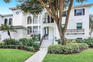 795 Bentwater CIR # 204, Naples, FL 34108