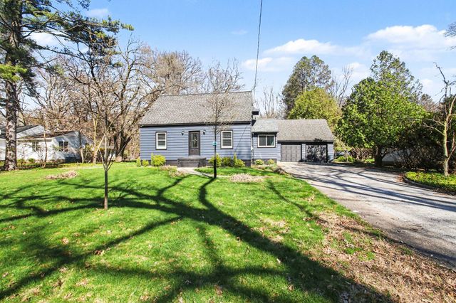 4108 Lake Harbor Road, Norton Shores, MI 49441
