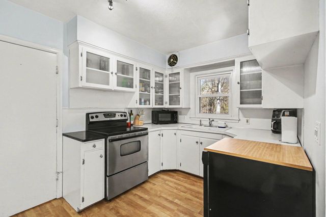4108 Lake Harbor Road, Norton Shores, MI 49441