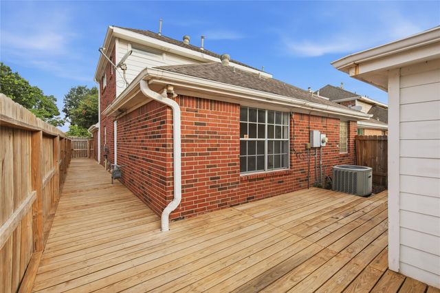 3209 Continental Drive, Missouri City, TX 77459