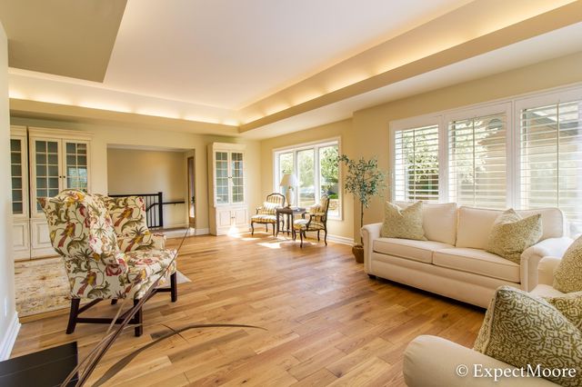 632 Cascade Hills Ridge SE, Grand Rapids, MI 49546