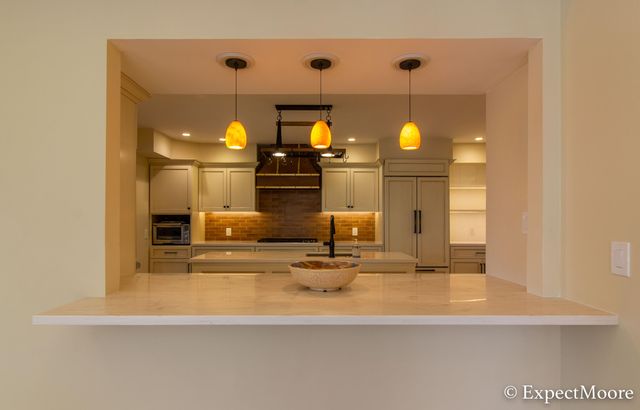 632 Cascade Hills Ridge SE, Grand Rapids, MI 49546