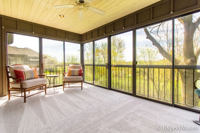 632 Cascade Hills Ridge SE, Grand Rapids, MI 49546