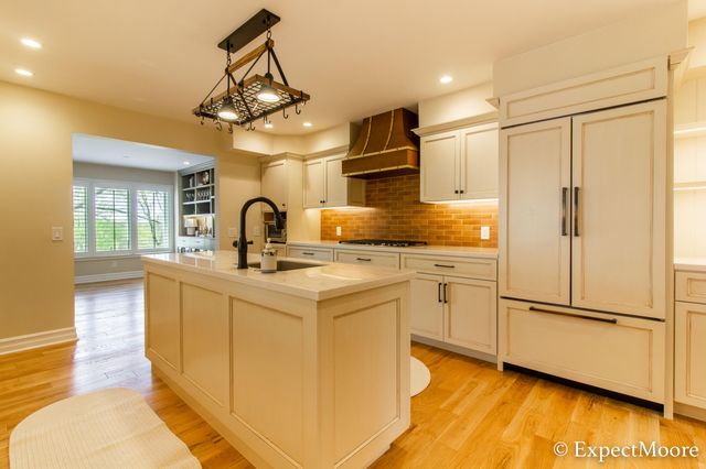 632 Cascade Hills Ridge SE, Grand Rapids, MI 49546