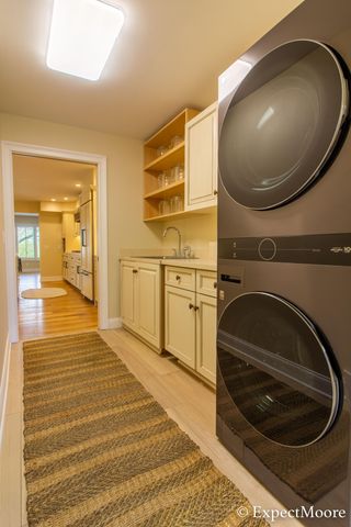 632 Cascade Hills Ridge SE, Grand Rapids, MI 49546