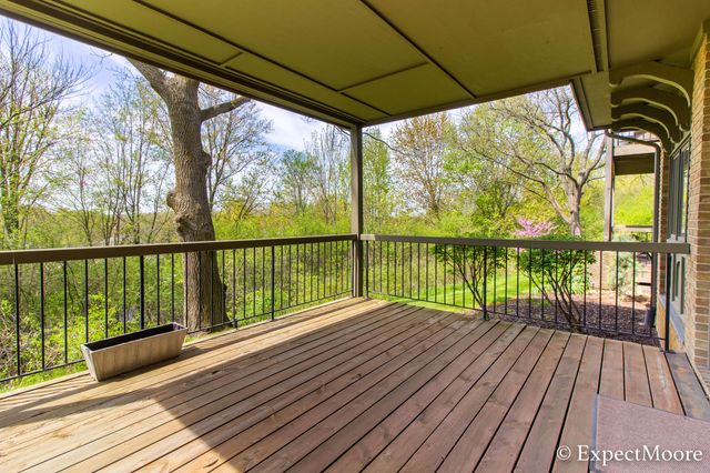 632 Cascade Hills Ridge SE, Grand Rapids, MI 49546