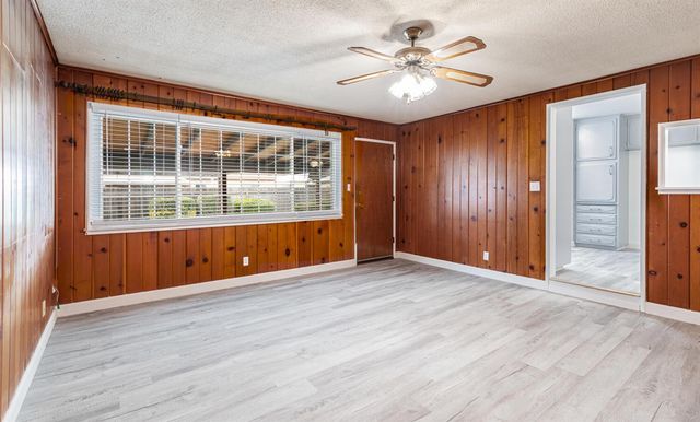 4365 N 5th Street, Fresno, CA 93726