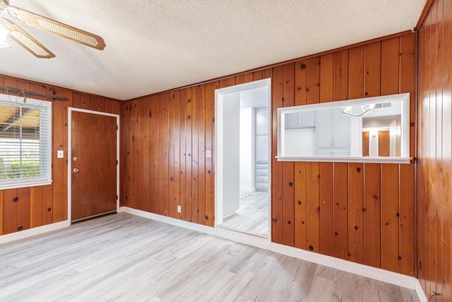 4365 N 5th Street, Fresno, CA 93726