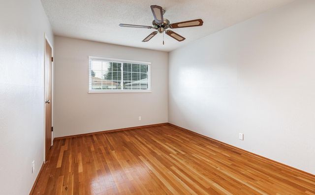 4365 N 5th Street, Fresno, CA 93726