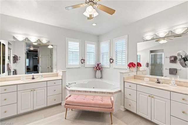 2059 Ottersrest LN, Cape Coral, FL 33990