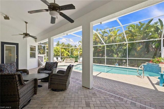 2059 Ottersrest LN, Cape Coral, FL 33990