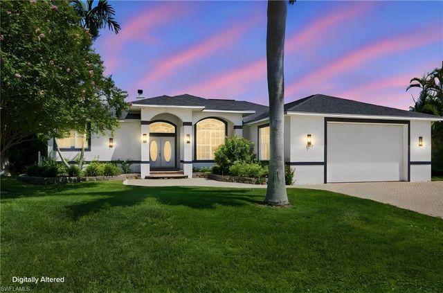2059 Ottersrest LN, Cape Coral, FL 33990