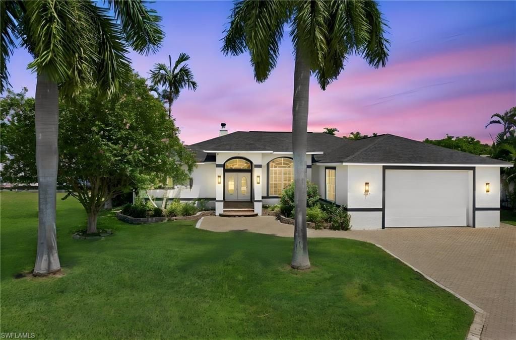 Image 29 of property listing at 2059 Ottersrest LN, Cape Coral, FL 33990