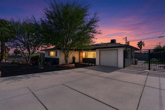 359 W Bon Air Drive, Palm Springs, CA 92262