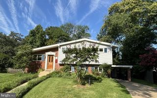 4712 SURRY PL, Alexandria, VA 22304