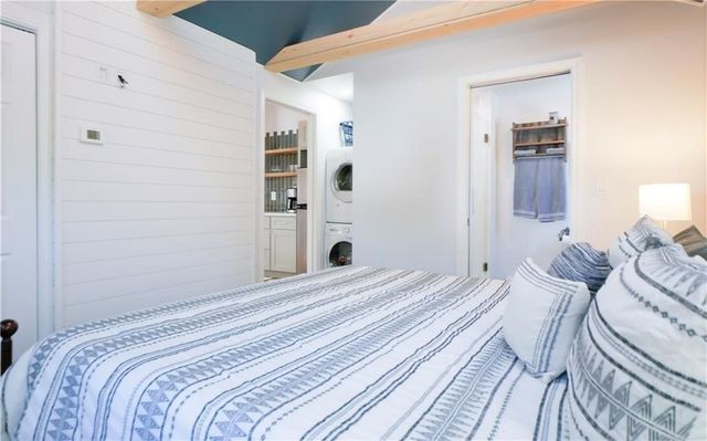 38 Hilltop Avenue COTTAGE, Middletown, RI 02842
