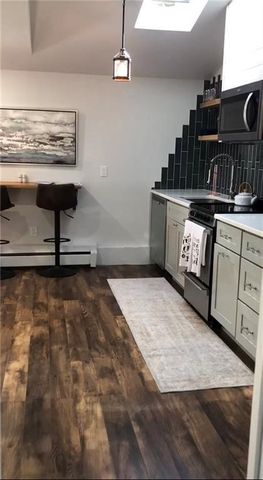 38 Hilltop Avenue COTTAGE, Middletown, RI 02842