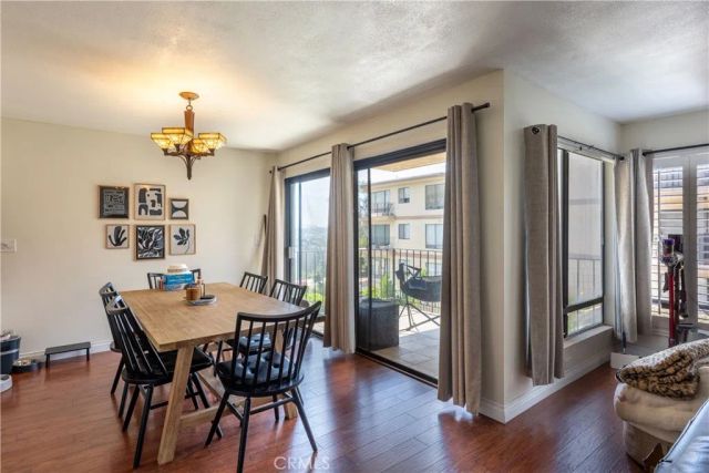 2722 20th, Signal Hill, CA 90755